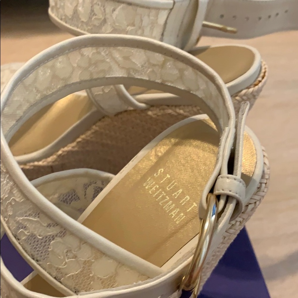 Stuart Weitzman - Picture 3 of 5